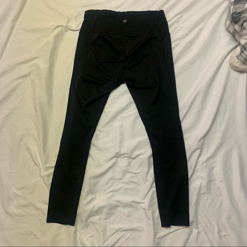 LAST CHANCE athleta challenge 7/8 tight - XS petite - Picture 4 of 8